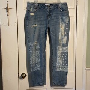 Women's Blue Distressed Canyon River Blues Jeans size 14